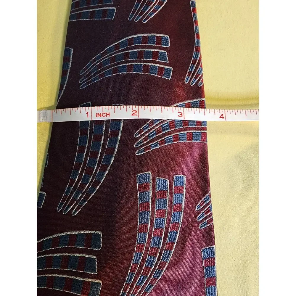 Polo Ralph Lauren Men's Tie 100% Silk Hand Made in USA Burgandy